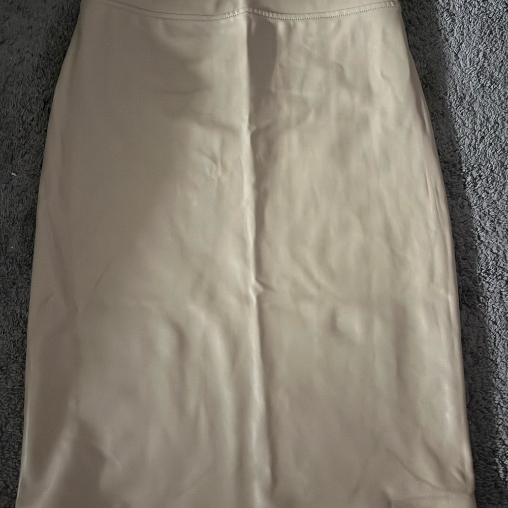 Laundry By Shelli Segal Cream Pencil Skirt